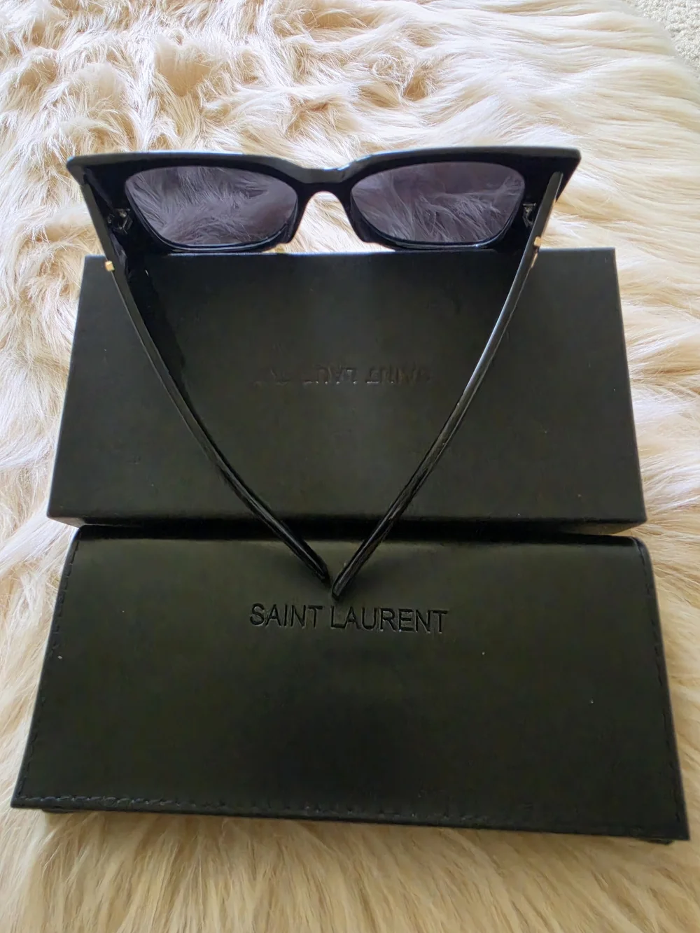Saint Laurent new chic